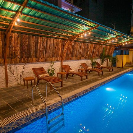 Majheri Resort And Spa Pokhara Exterior foto