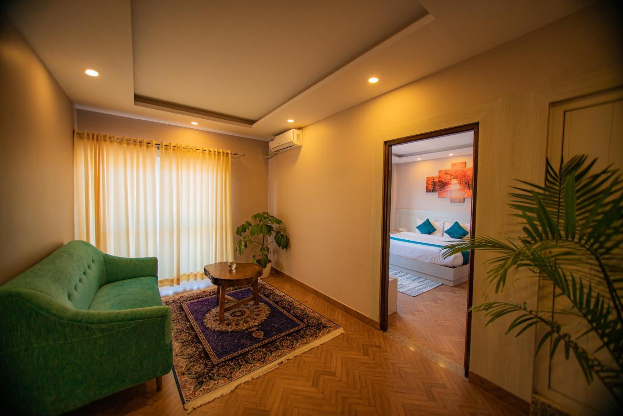 Majheri Resort And Spa Pokhara Exterior foto